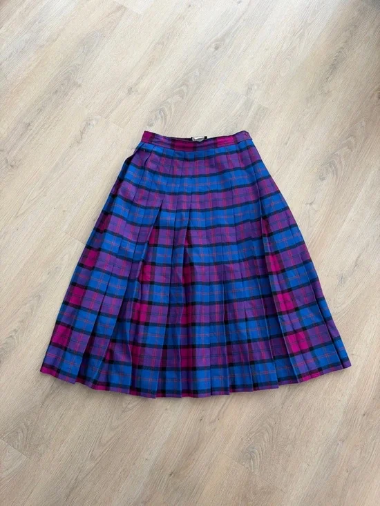 Vintage Wool Pleated Midi Skirt in Blue and Purple Plaid Size Small - Picture 2 of 7